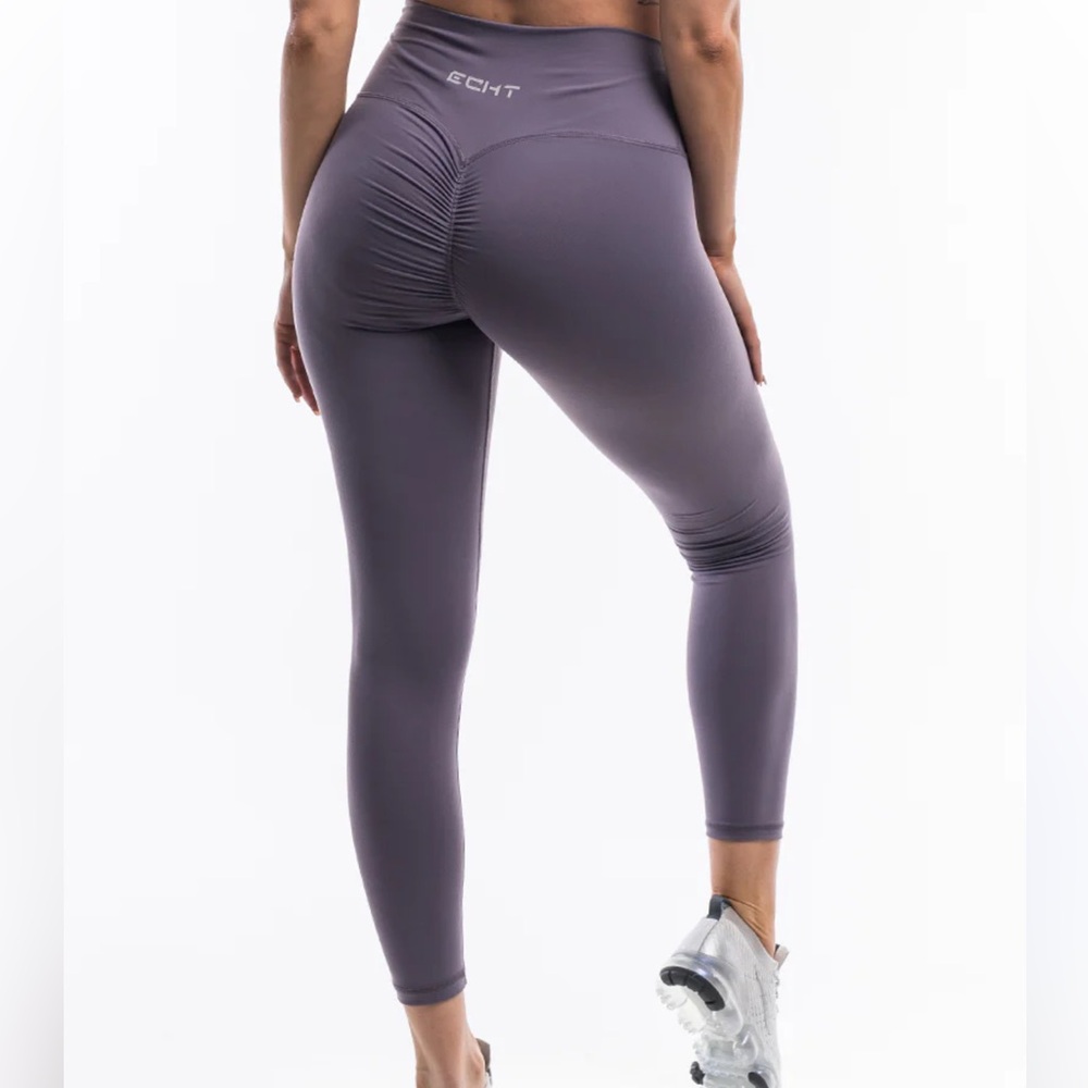 ECHT scrunch butt leggings